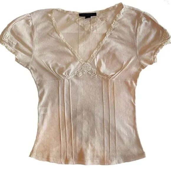 Vintage Y2K Delicate Scalloped Lace Ivory Pleated Romantic Blouse - Picture 7 of 13
